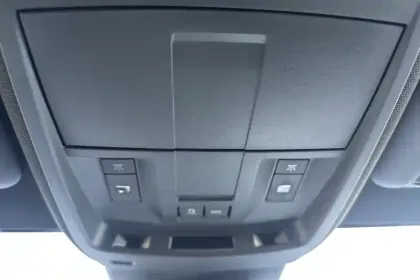 Photo 56 Peugeot 3008  Hybrid 145 e-DCS6