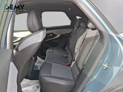 Photo 41 Peugeot 3008  Hybrid 145 e-DCS6