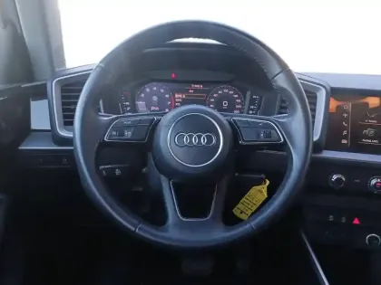 Photo 15 Audi A1  Sportback 30 TFSI 116 ch S tronic 7