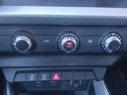 Photo 55 Audi A1  Sportback 30 TFSI 116 ch S tronic 7