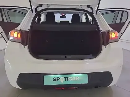 Photo 37 Peugeot 208  PureTech 75 S&S BVM5