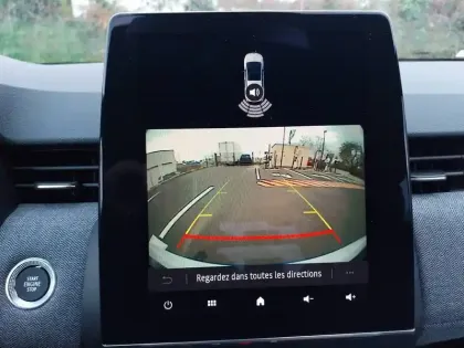 Photo 19 Renault Clio  E-Tech full hybrid 145 ch GSR2