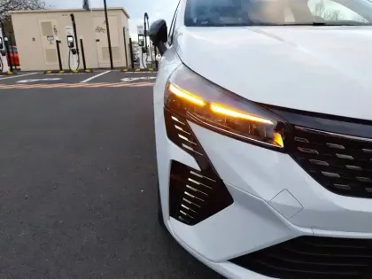 Photo 21 Renault Clio  E-Tech full hybrid 145 ch GSR2