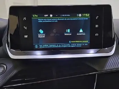 Photo 23 Peugeot 208  Electrique 50 kWh 136ch