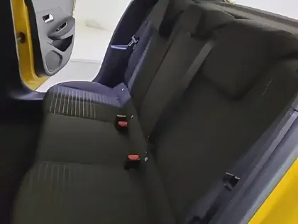 Photo 11 Peugeot 208  Electrique 50 kWh 136ch