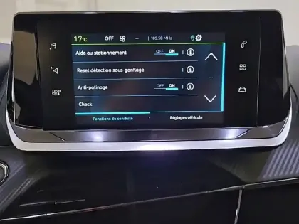 Photo 20 Peugeot 208  Electrique 50 kWh 136ch