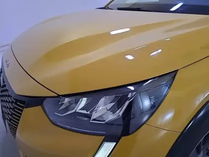 Photo 15 Peugeot 208  Electrique 50 kWh 136ch