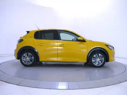 Photo 3 Peugeot 208  Electrique 50 kWh 136ch