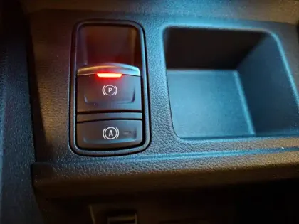 Photo 45 Renault 4 Renault  E-Tech Electrique 150 ch autonomie confort