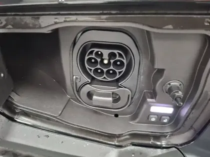 Photo 35 Renault 4 Renault  E-Tech Electrique 150 ch autonomie confort