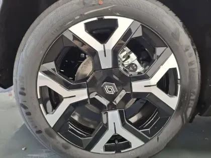 Photo 26 Renault 4 Renault  E-Tech Electrique 150 ch autonomie confort