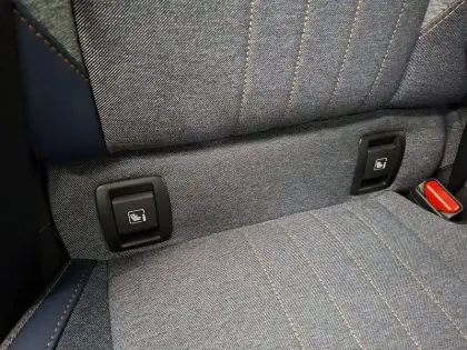 Photo 29 Renault 4 Renault  E-Tech Electrique 150 ch autonomie confort