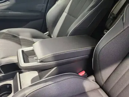 Photo 15 Renault Megane  E-Tech 220 ch autonomie confort GSR2