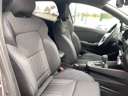 Photo 17 Renault Clio Gén. V (BJA) Ph2 esprit Alpine 5