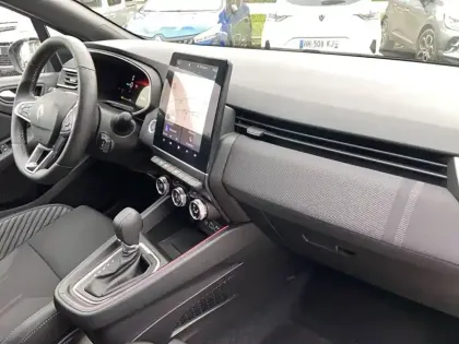 Photo 46 Renault Clio  E-Tech full hybrid 145 ch GSR2