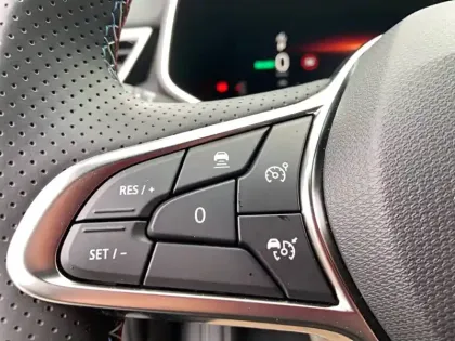 Photo 19 Renault Clio Gén. V (BJA) Ph2 esprit Alpine 5