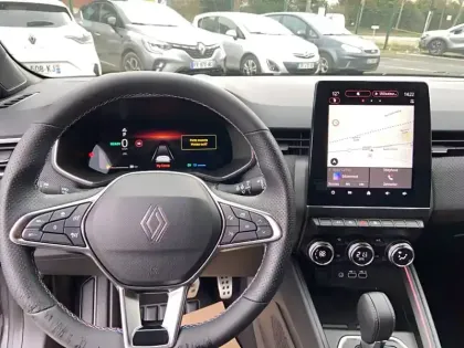 Photo 78 Renault Clio  E-Tech full hybrid 145 ch GSR2
