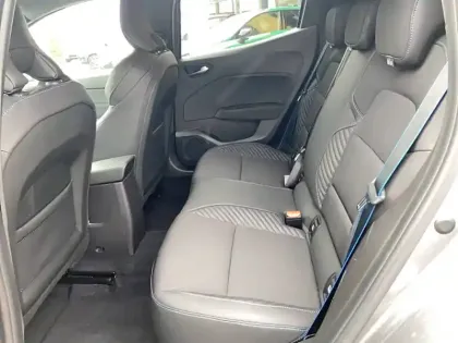 Photo 11 Renault Clio Gén. V (BJA) Ph2 esprit Alpine 5