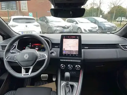 Photo 45 Renault Clio  E-Tech full hybrid 145 ch GSR2