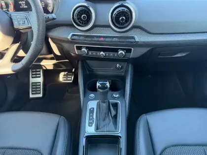 Photo 11 Audi Q2  35 TDI 150 S tronic 7