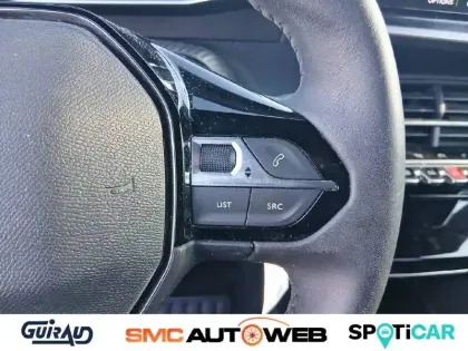 Photo 36 Peugeot 2008  PureTech 130 S&S BVM6