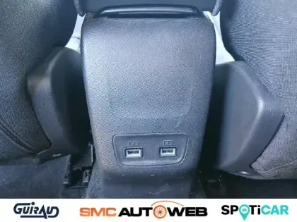 Photo 33 Peugeot 2008  PureTech 130 S&S BVM6