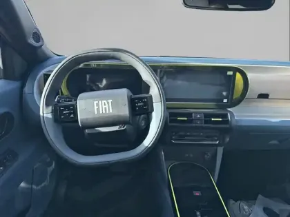 Photo 7 Fiat Grande Panda  T-Gen 3 1.2 Hybrid Turbo 110ch eDCT6