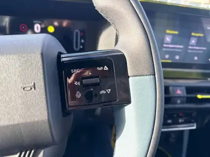 Photo 14 Fiat Grande Panda  T-Gen 3 1.2 Hybrid Turbo 110ch eDCT6