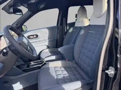 Photo 10 Fiat Grande Panda  T-Gen 3 1.2 Hybrid Turbo 110ch eDCT6