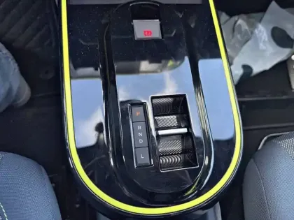 Photo 13 Fiat Grande Panda  T-Gen 3 1.2 Hybrid Turbo 110ch eDCT6