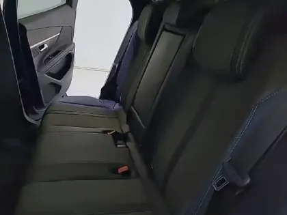 Photo 32 Peugeot 3008  BlueHDi 130ch S&S EAT8