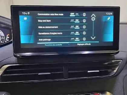 Photo 41 Peugeot 3008  BlueHDi 130ch S&S EAT8