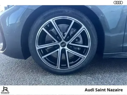 Photo 35 Audi A5  Avant e-hybrid 299 ch S tronic 7 Quattro