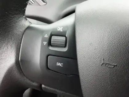 Photo 18 Peugeot 208  PureTech 82ch S&S BVM5