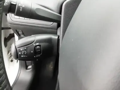 Photo 17 Peugeot 208  PureTech 82ch S&S BVM5