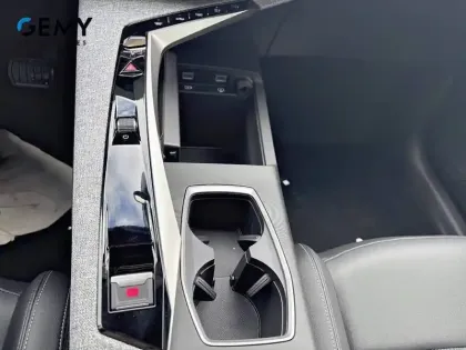 Photo 14 Peugeot 3008  Hybrid 136 e-DCS6