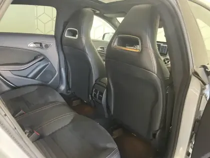 Photo 26 Mercedes CLA  Shooting Brake 200