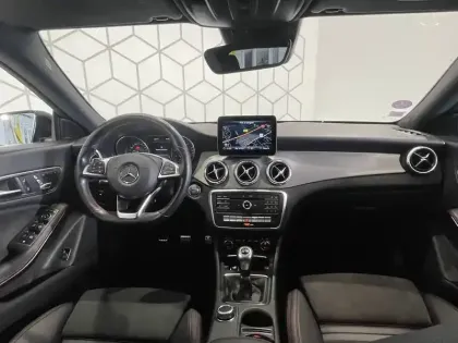 Photo 8 Mercedes CLA  Shooting Brake 200