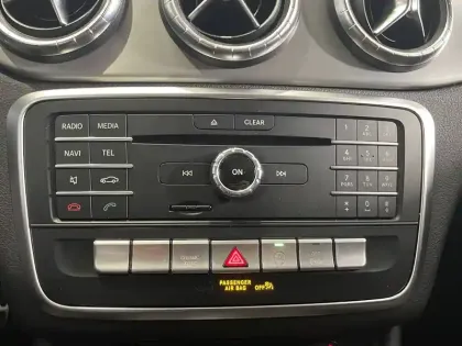 Photo 23 Mercedes CLA  Shooting Brake 200