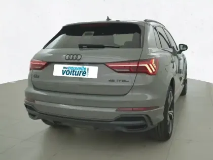 Photo 24 Audi Q3  45 TFSIe 245 ch S tronic 6