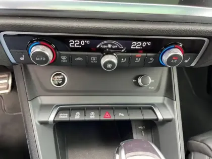 Photo 61 Audi Q3  35 TFSI 150 ch S tronic 7