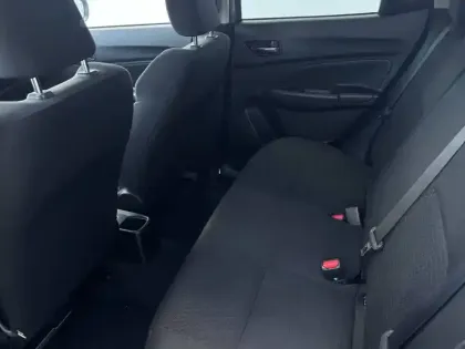 Photo 23 Suzuki Swift  1.2 Dualjet Hybrid