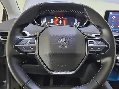 Photo 34 Peugeot 5008  BlueHDi 130ch S&S BVM6