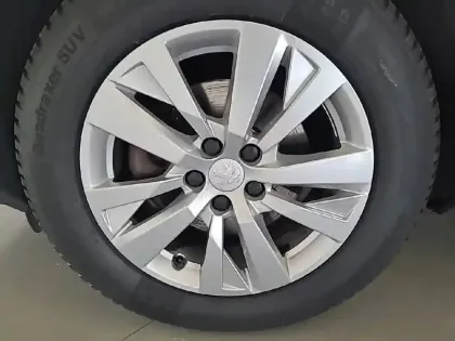 Photo 38 Peugeot 5008  BlueHDi 130ch S&S BVM6