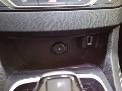 Photo 25 Peugeot 308  PureTech 130ch S&S EAT8