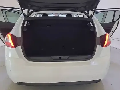 Photo 5 Peugeot 308  PureTech 130ch S&S EAT8