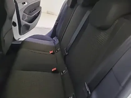 Photo 11 Peugeot 308  PureTech 130ch S&S EAT8