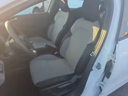 Photo 35 Renault Clio  TCe 90 ch GSR2