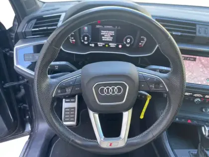 Photo 36 Audi Q3  45 TFSIe 245 ch S tronic 6