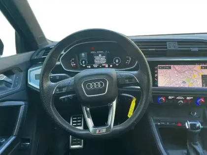 Photo 32 Audi Q3  45 TFSIe 245 ch S tronic 6